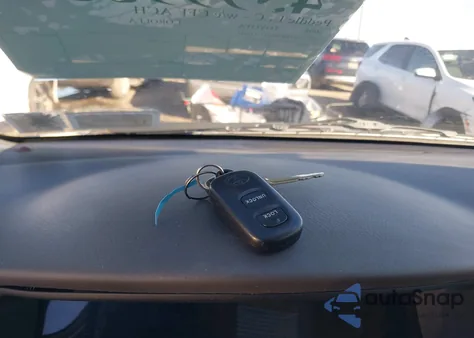 2008 Toyota Corolla Le z USA, uszkodzony, nr VIN 2T1BR30E18C932611